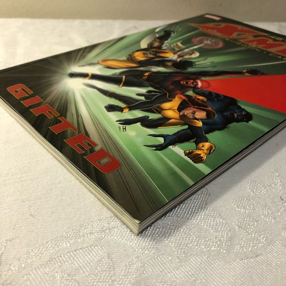 Astonishing X-Men - Volume 1 & 3 Gifted Torn Whedon Cassaday Marvel 2006 - Picture 10 of 16
